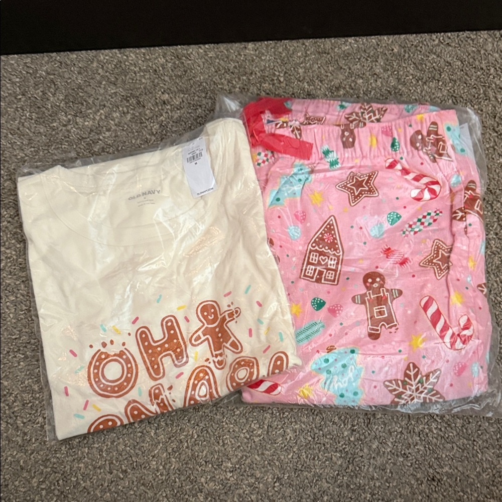 Women’s Old Navy Holiday Pajamas